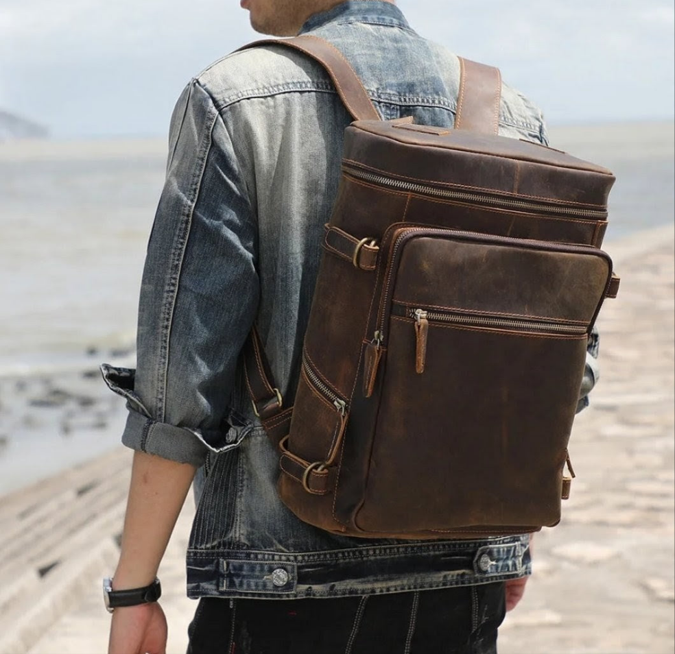 Mochila de Couro Legítimo Prime Traveller
