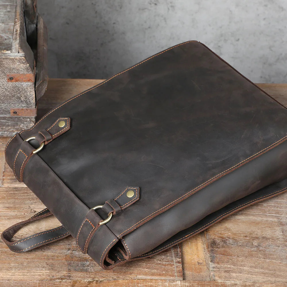 Mochila Masculina de Couro Executiva para Laptop – Modelo Vintage!