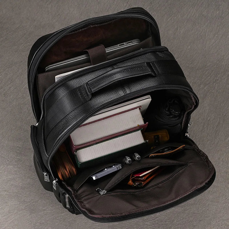 Mochila Masculina de Couro Genuíno All Black – Linha Prime