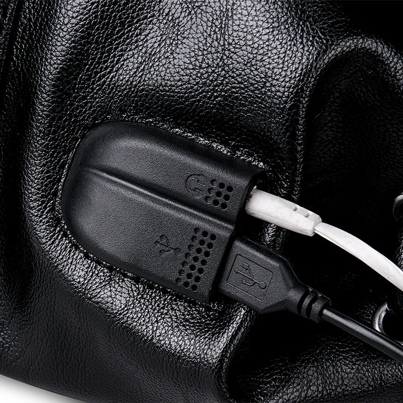 Mochila Masculina de Couro Legítimo Brigth com Carregamento USB!
