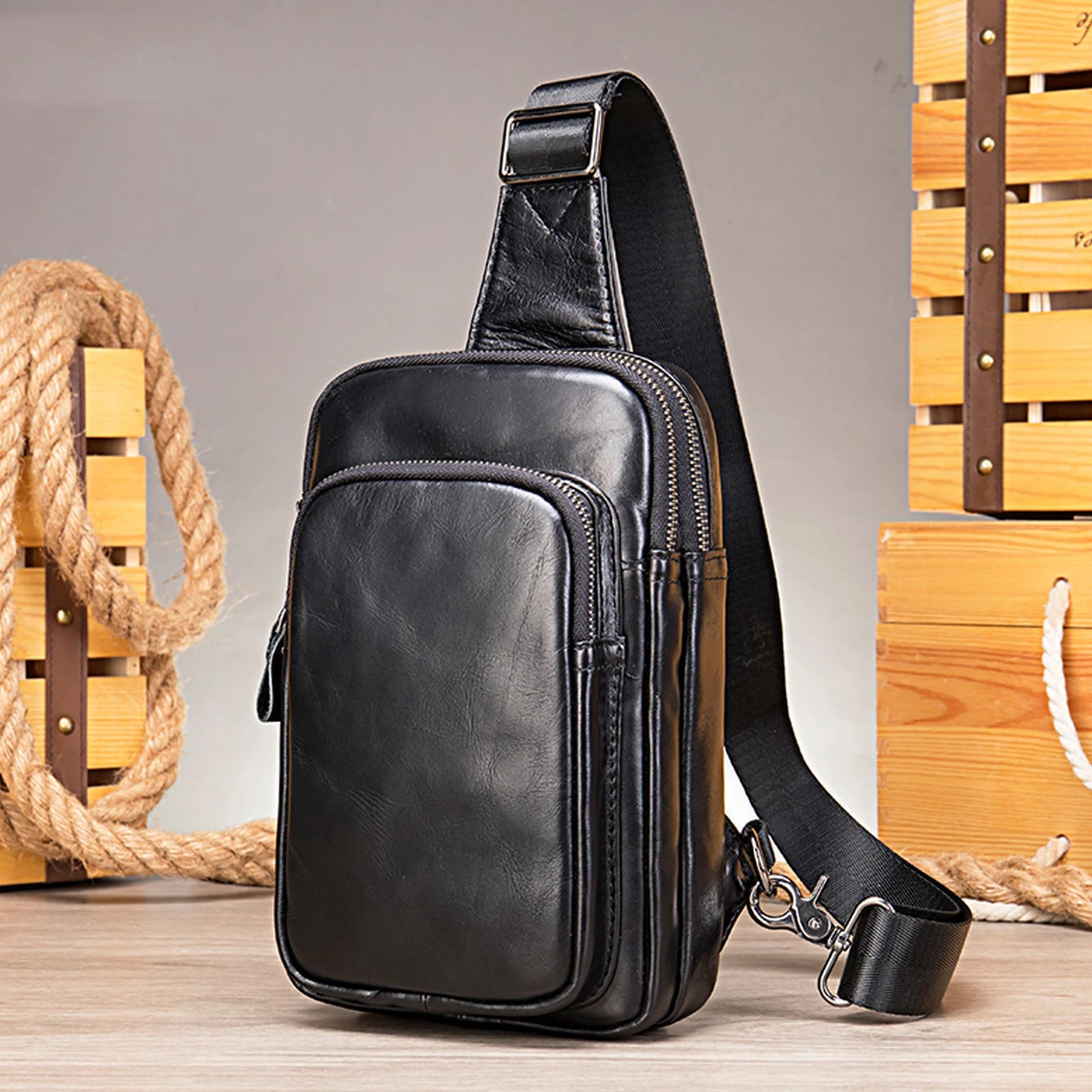 Bolsa Transversal Masculina de Couro Legítimo All Black