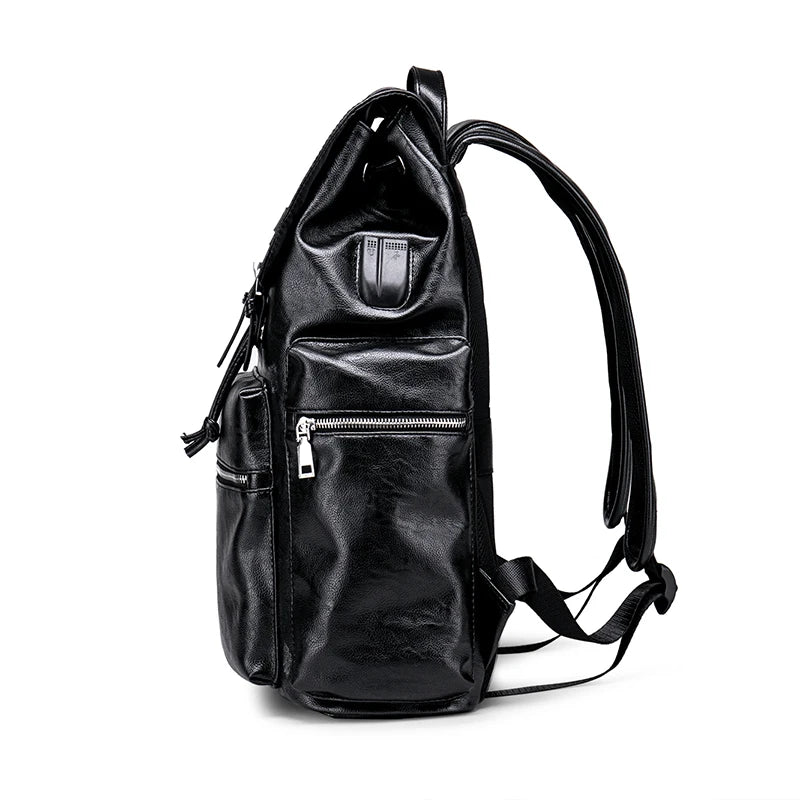 Mochila Masculina de Couro Legítimo Brigth com Carregamento USB!