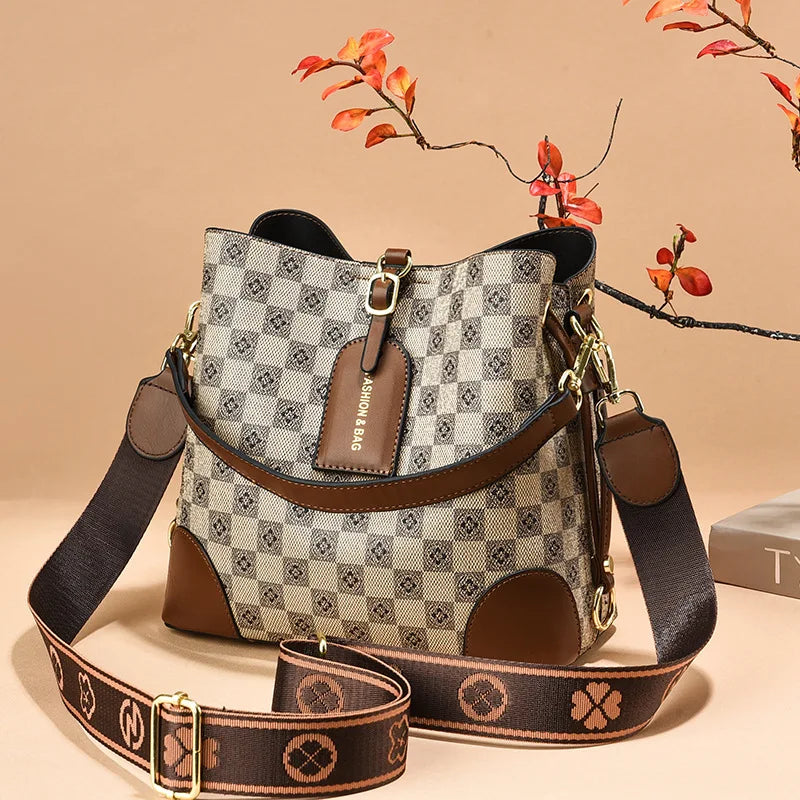 Bolsa Tote Feminina de Couro – Modelo Marrocos