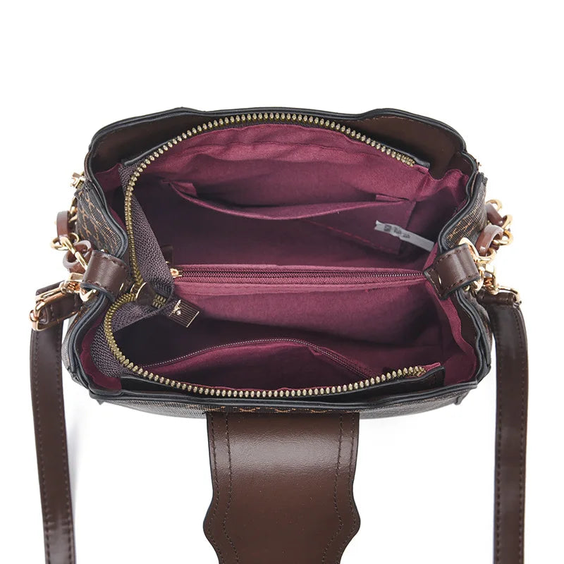 Bolsa Transversal Feminina de Couro Legítimo – Modelo Xadrez