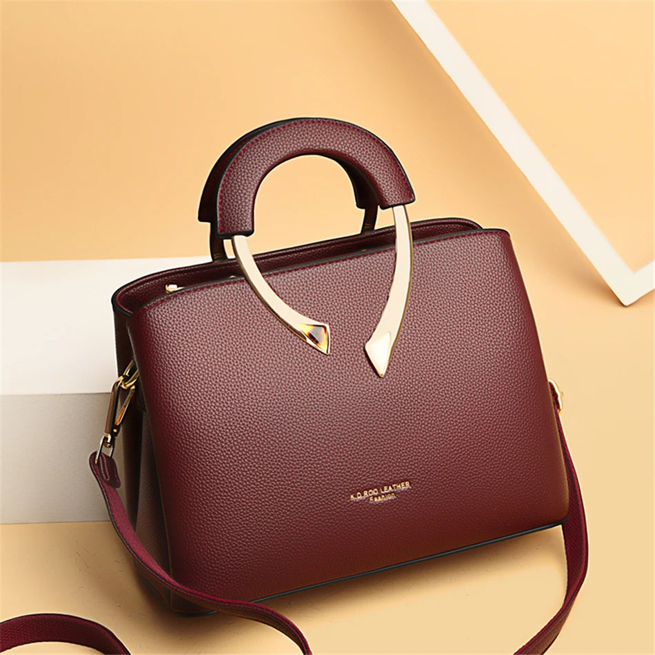 Bolsa Feminina de Couro Genuíno – Modelo Dual Elegance (Mão e Ombro)