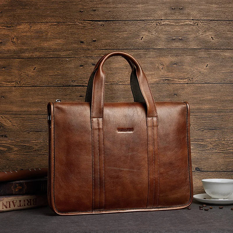 Bolsa de Mão em Couro William Polo com Alças para Ombros - Modelo Unissex Pasta Executiva