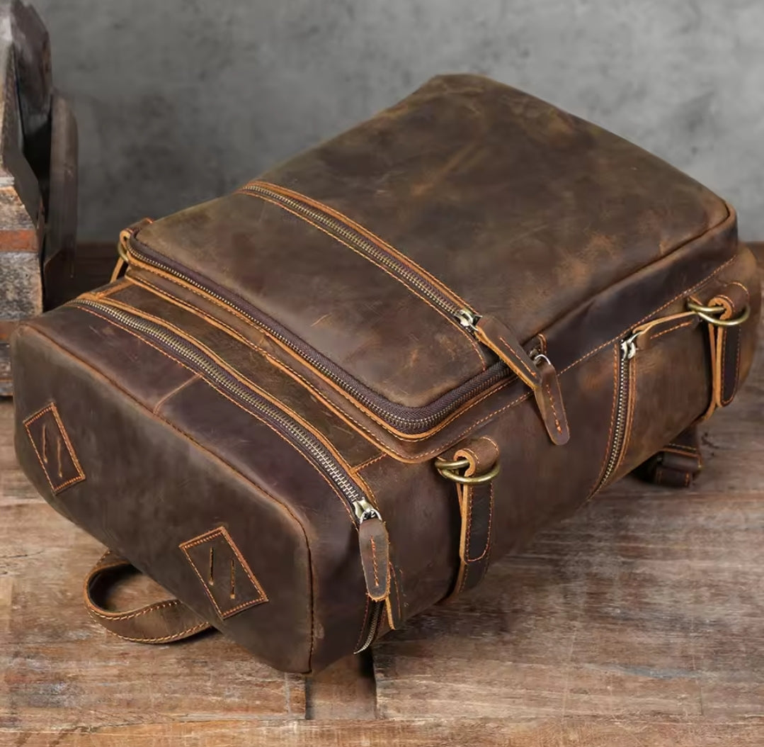 Mochila de Couro Legítimo Prime Traveller