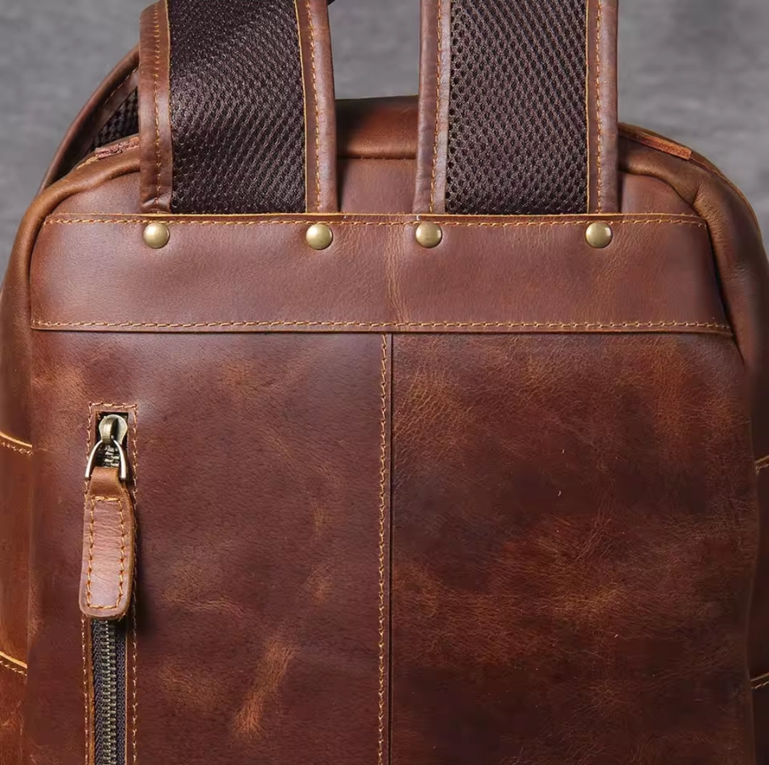 Mochila Masculina de Couro Legítimo para Notebook – Modelo Clássico Premium!