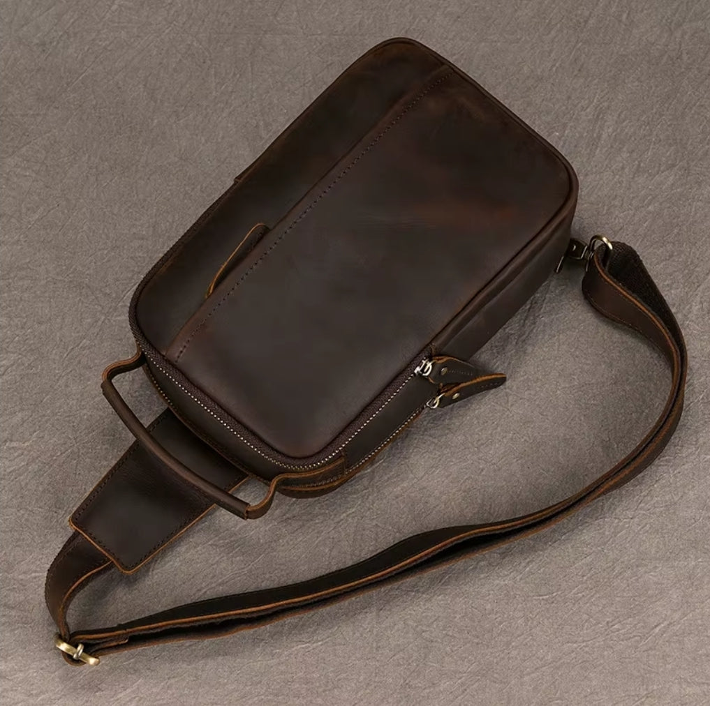 Bolsa Transversal Masculina de Couro Legítimo