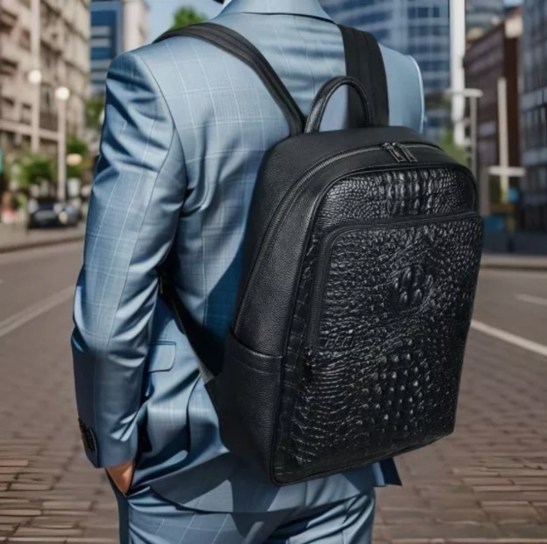 Mochila Masculina Executiva de Couro Legítimo – Modelo Crocodilo