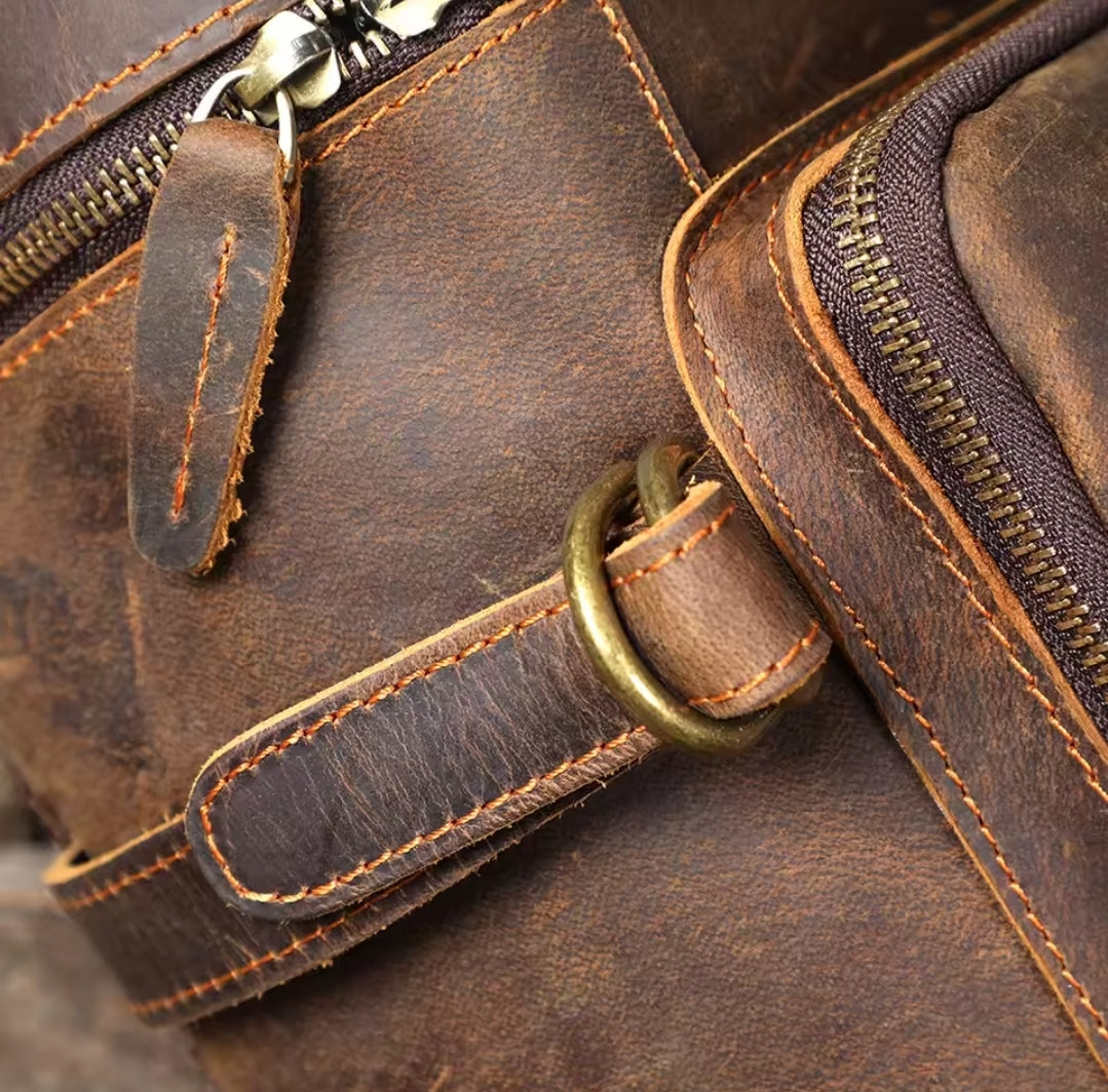 Mochila de Couro Legítimo Prime Traveller