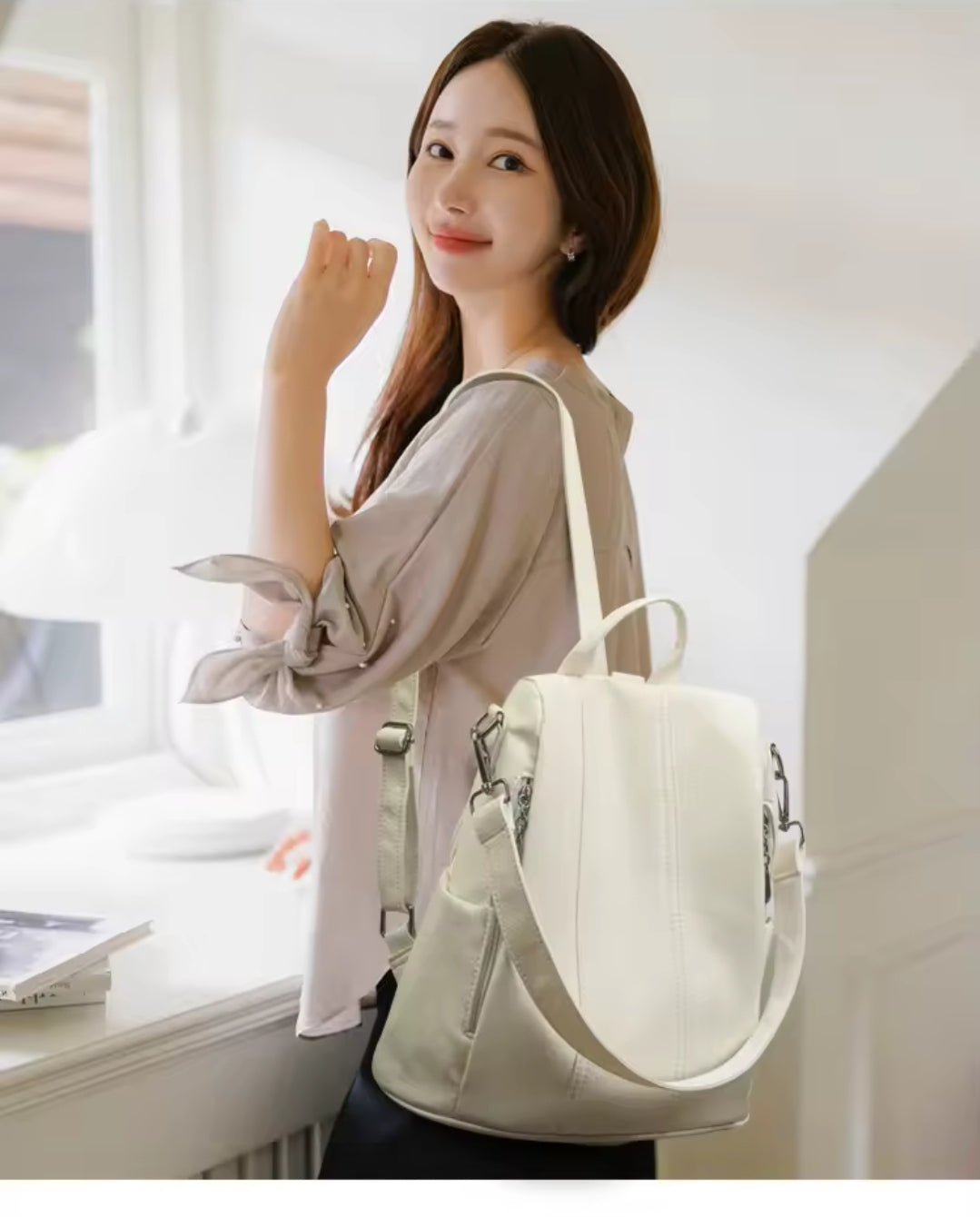 Bolsa Feminina de Couro Legítimo Impermeável!