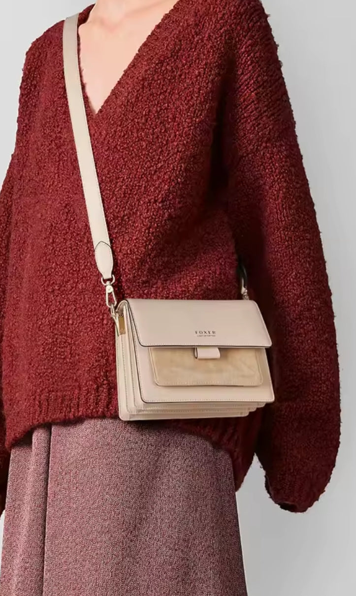 Bolsa Feminina de Couro Foxer – Modelo Compact Elegance