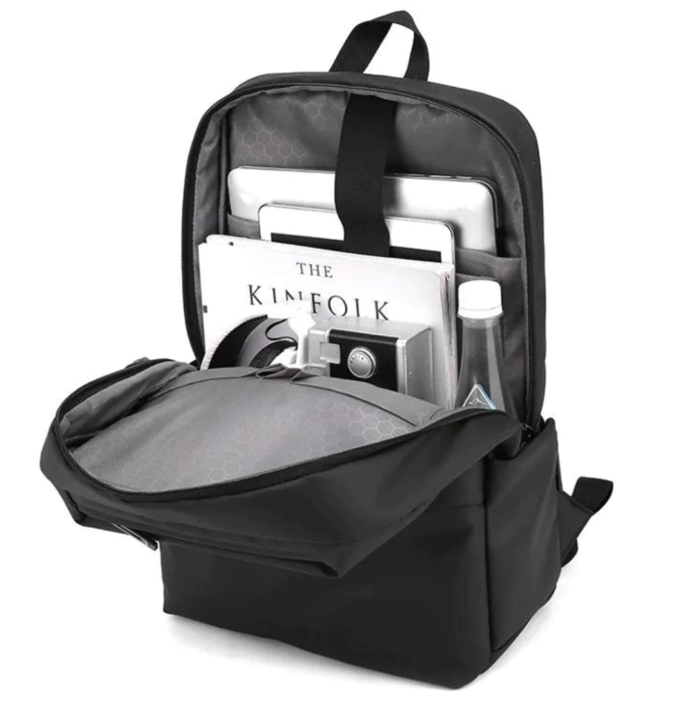 Mochila Masculina Executiva para Notebook Modelo Linear