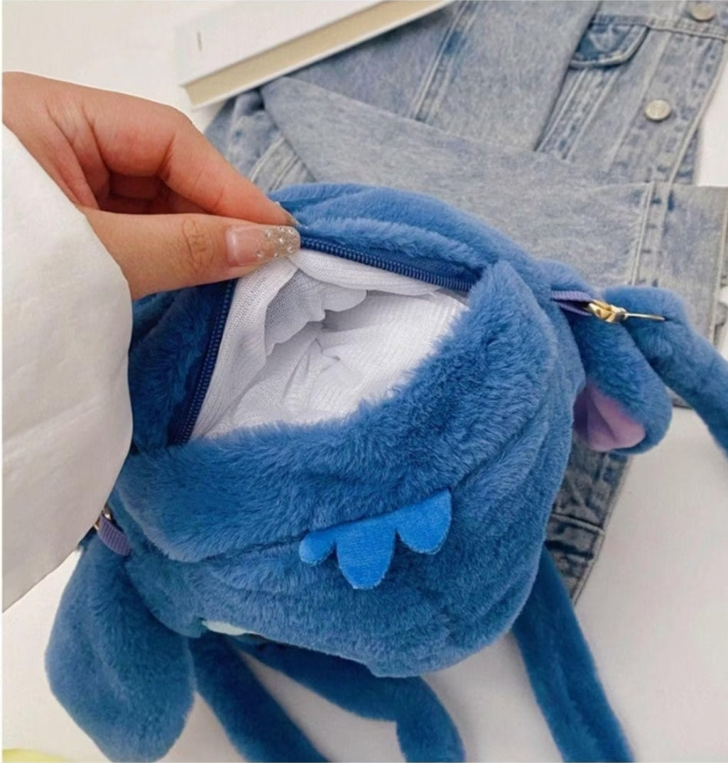 A Mochila Stitch de Pelúcia 2 em 1 !