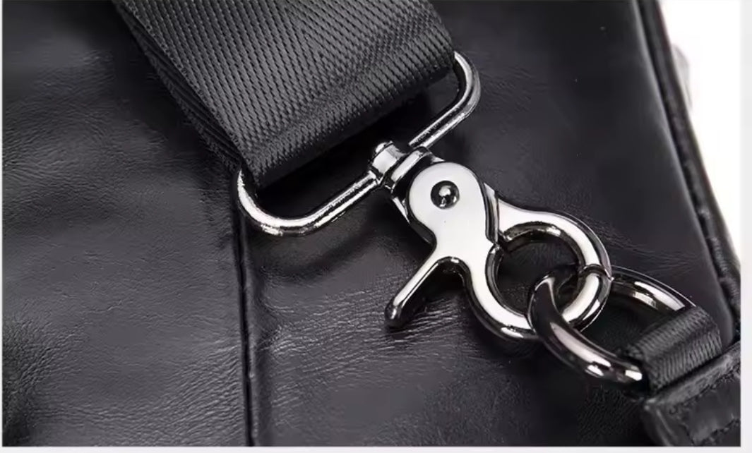 Bolsa Transversal Masculina de Couro Legítimo All Black