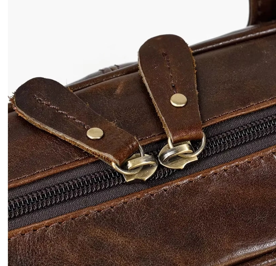 Maleta Masculina de Couro Legítimo – Modelo Prime