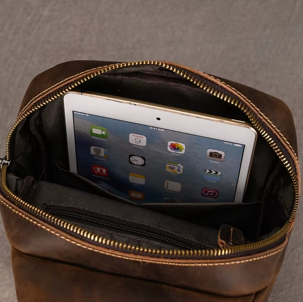 Bolsa Transversal Masculina de Couro Genuíno Brow