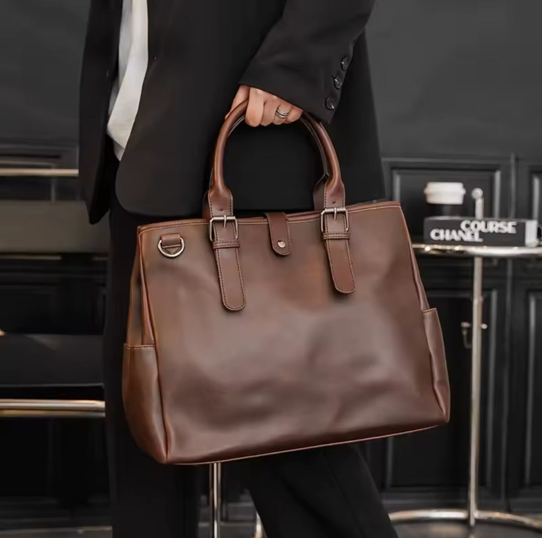 Pasta de Couro Empresarial Estilo Bolsa de Mão!