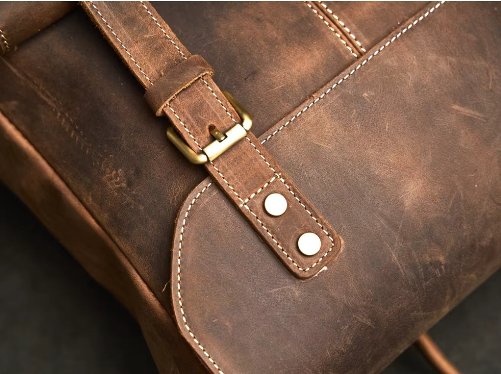 Mochila de Couro Genuíno Modelo Retro Prime