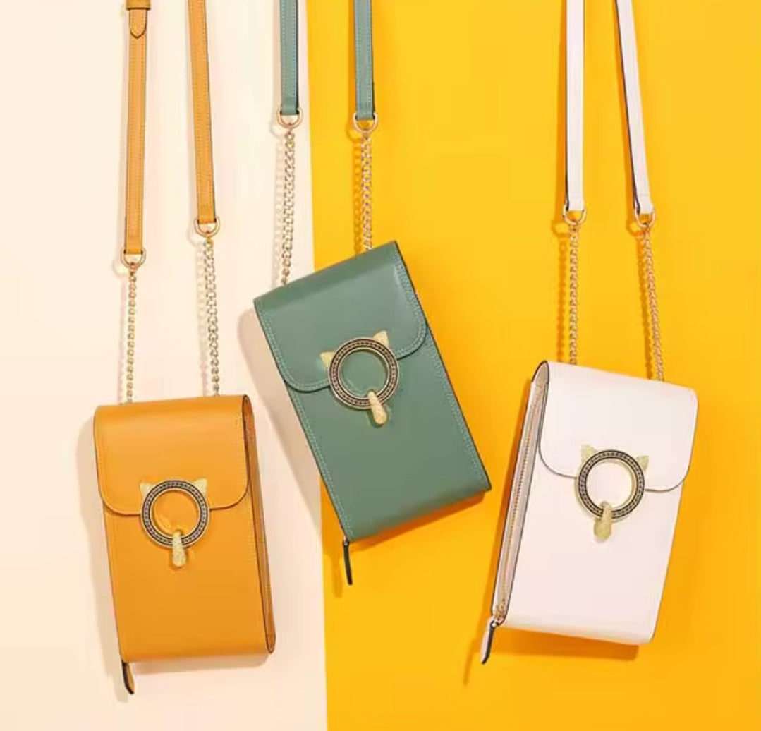 Bolsa Feminina de Couro Legítimo Foxer – Modelo Minimalista Barcelona