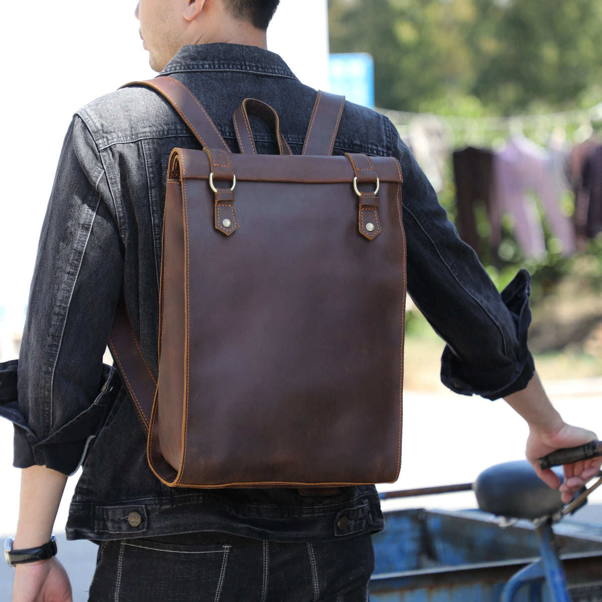 Mochila Masculina de Couro Executiva para Laptop – Modelo Vintage!