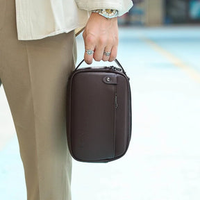 Nécessaire Masculina de Couro – Modelo Britânico