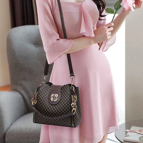 Bolsa Transversal Feminina de Couro Legítimo – Modelo Xadrez