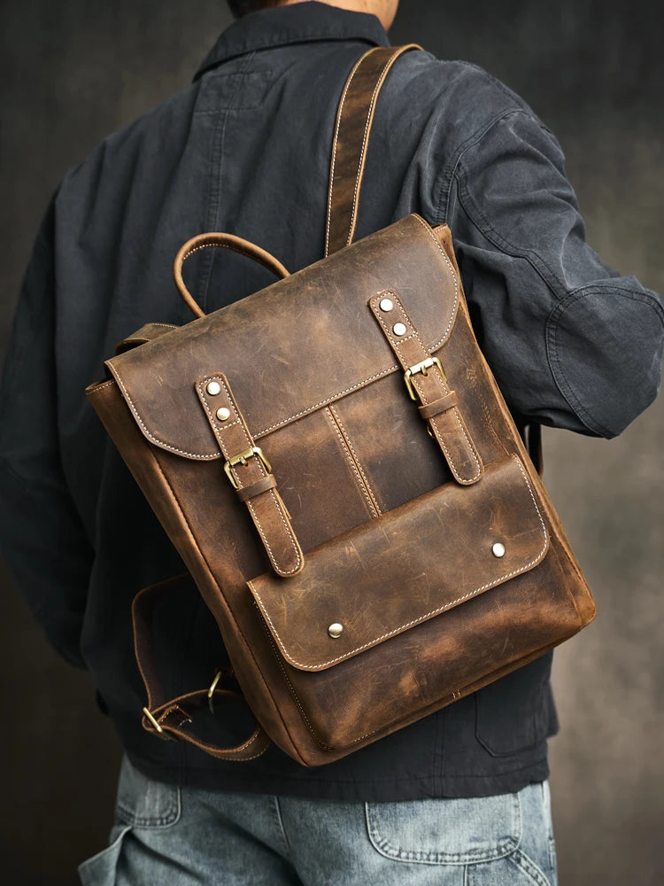 Mochila de Couro Genuíno Modelo Retro Prime