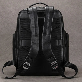 Mochila Masculina de Couro Genuíno All Black – Linha Prime
