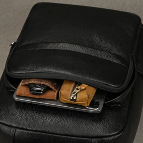 Mochila Executiva de Couro Legítimo All Black Prime