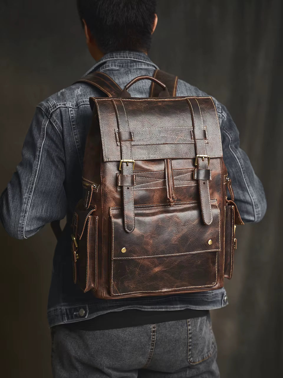 Mochila de Couro Genuíno Edição Prime Vanguard
