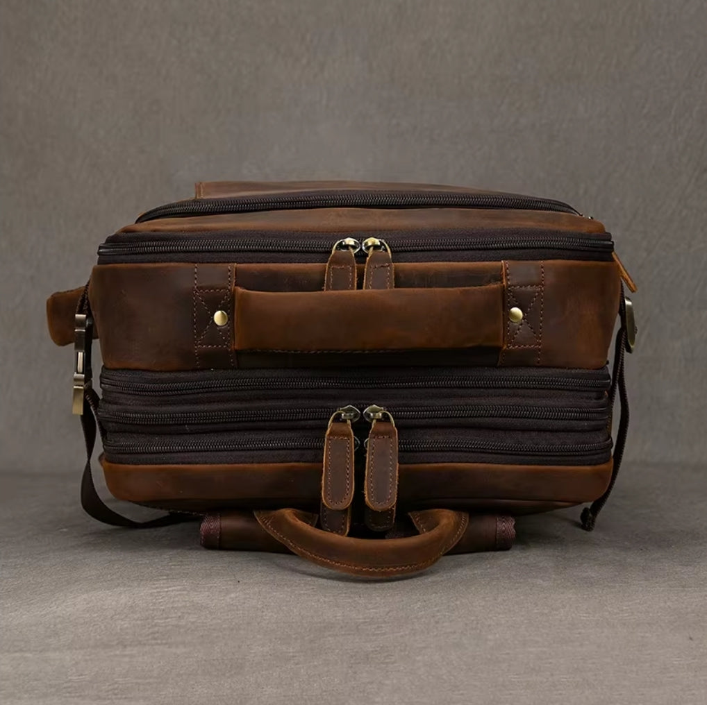 Mochila de Couro Executiva Expansível de Viagem