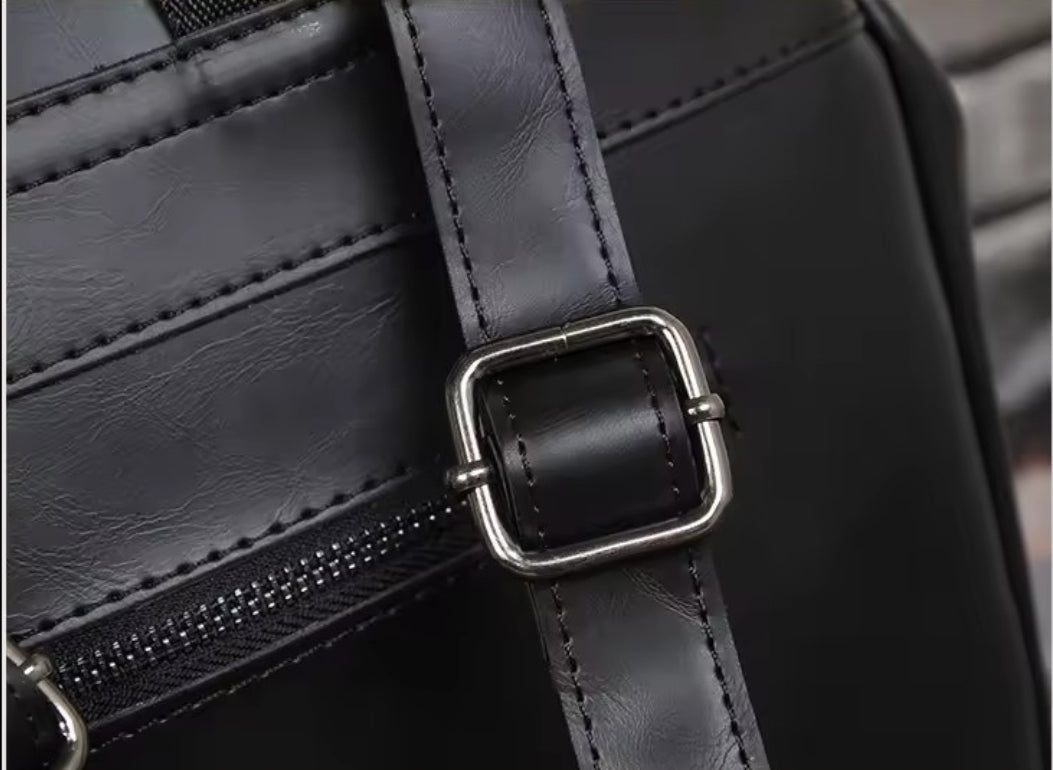 Mochila de Couro Vintage – Modelo Paris