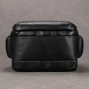 Mochila Masculina de Couro Genuíno All Black – Linha Prime
