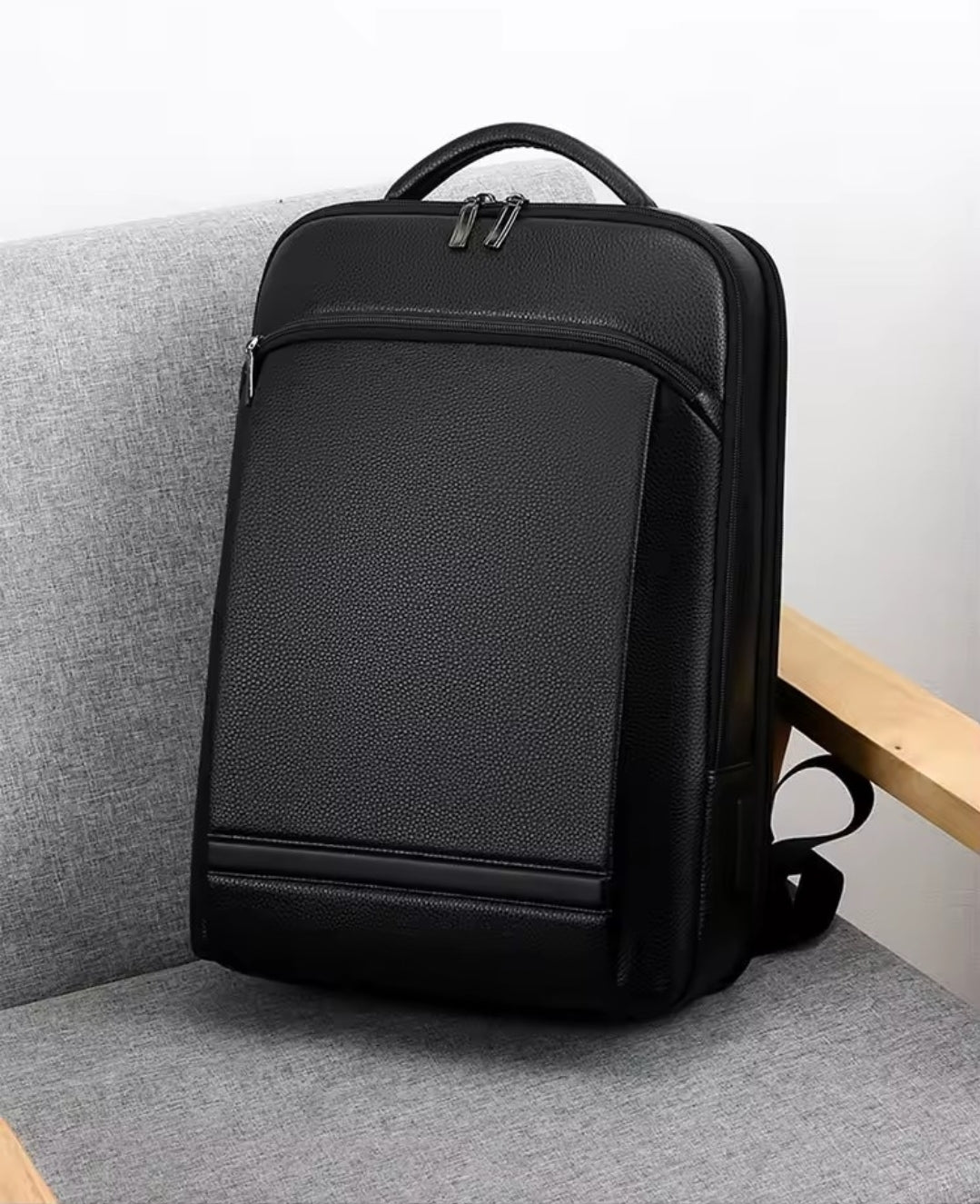 Mochila de Couro Legítimo Impermeável para Notebook