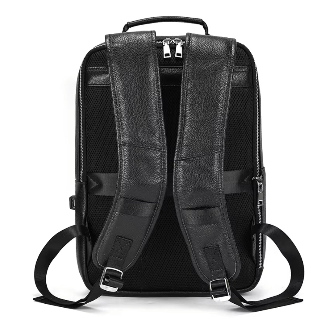 Mochila de Couro Executiva para Notebook com Tecnologia Usb