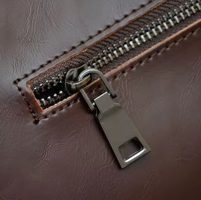 Mochila de Couro Vintage – Modelo Paris