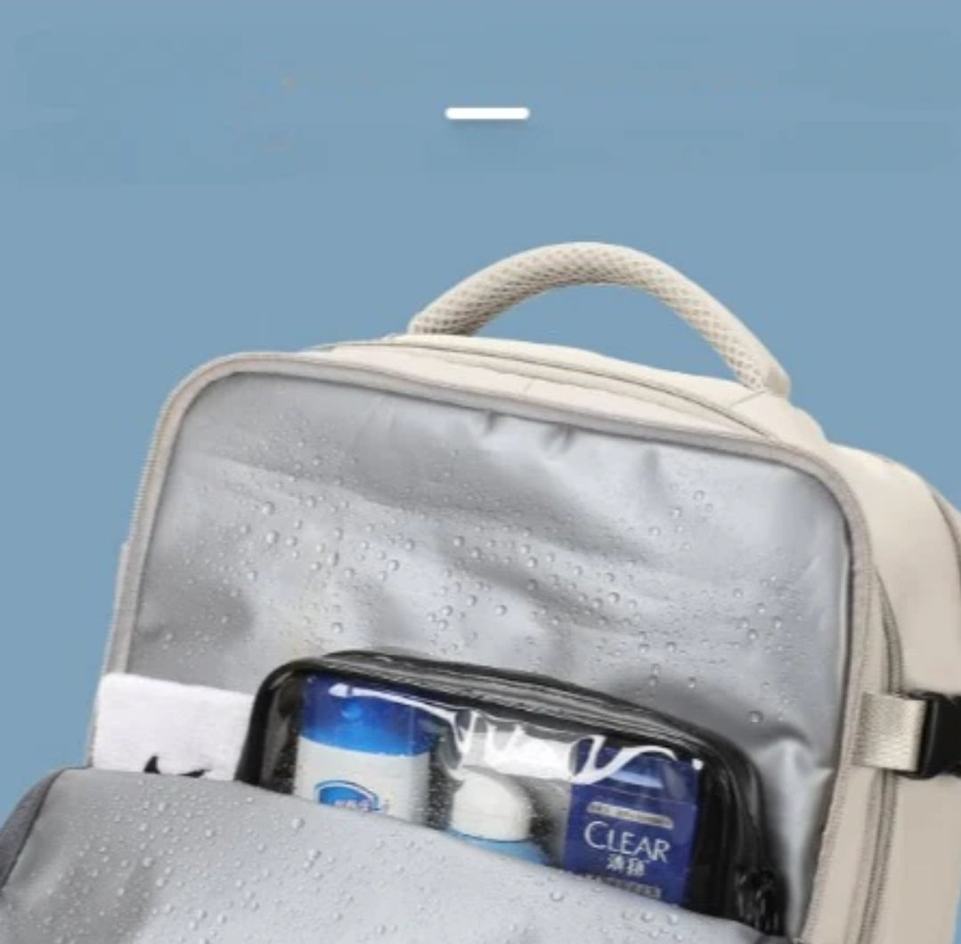 Mochila de Viagem Expansiva Impermeável com Carregamento USB – Modelo FacilityPlus