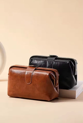 Nécessaire Feminina Impermeável de Couro Premium 3 em 1