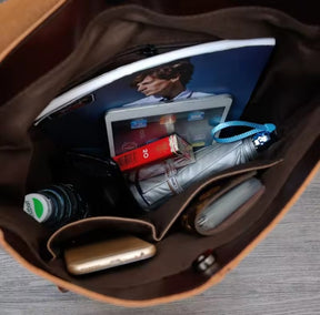 Mochila de Couro Vintage – Modelo Paris