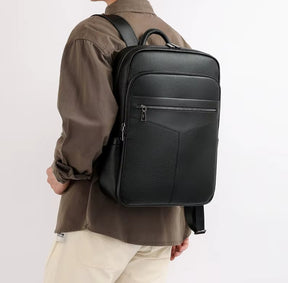 Mochila Masculina Executiva de Couro Legítimo – Modelo Premium All Black