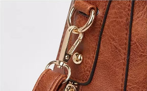 Bolsa Feminina de Couro Impermeável - Modelo Tote + Carteira de Brinde!