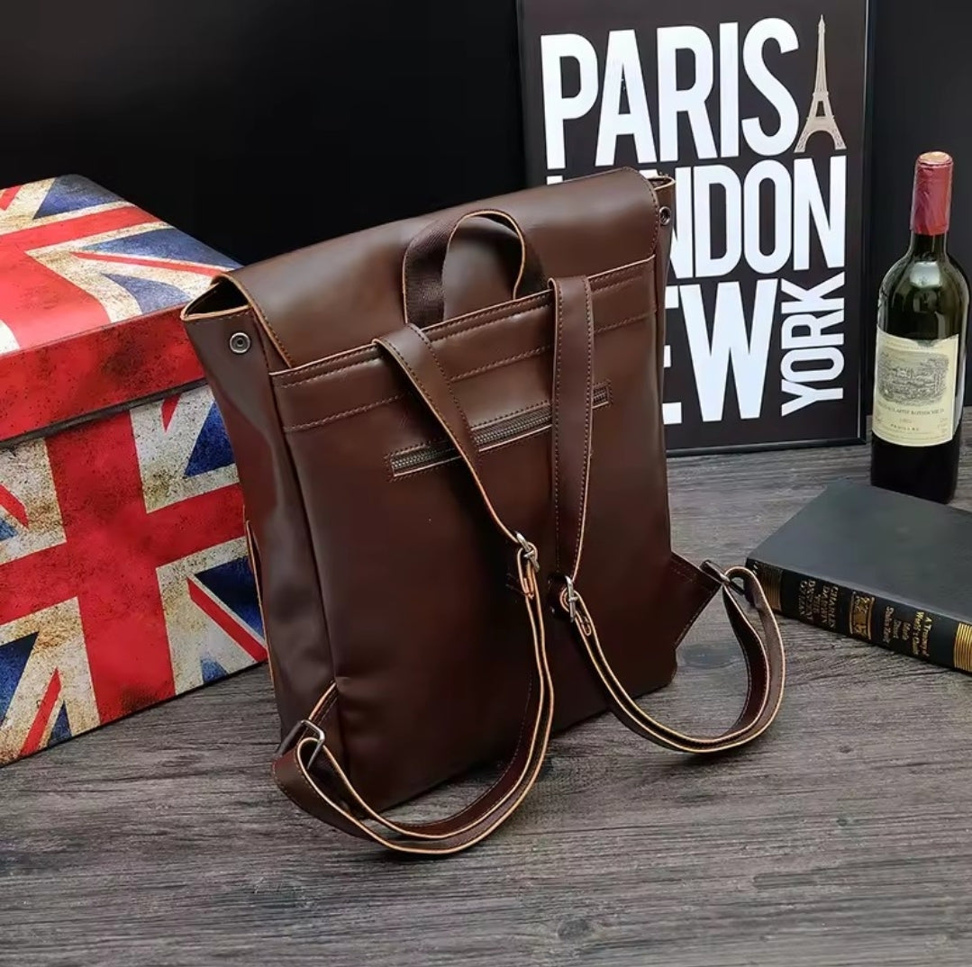 Mochila de Couro Vintage – Modelo Paris