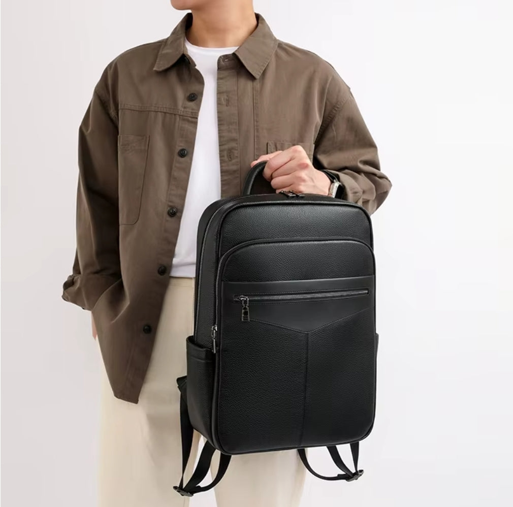 Mochila Masculina Executiva de Couro Legítimo – Modelo Premium All Black