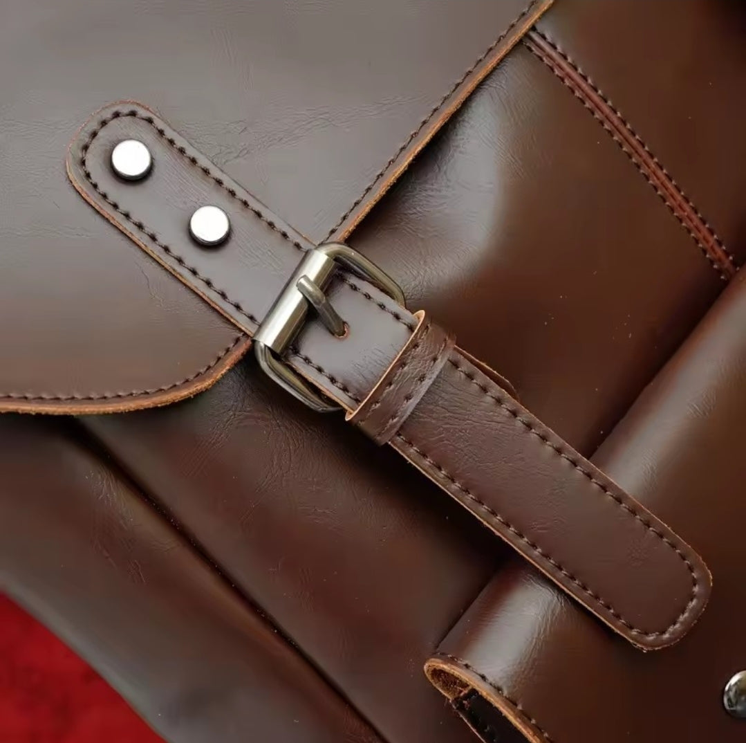 Mochila de Couro Vintage – Modelo Paris